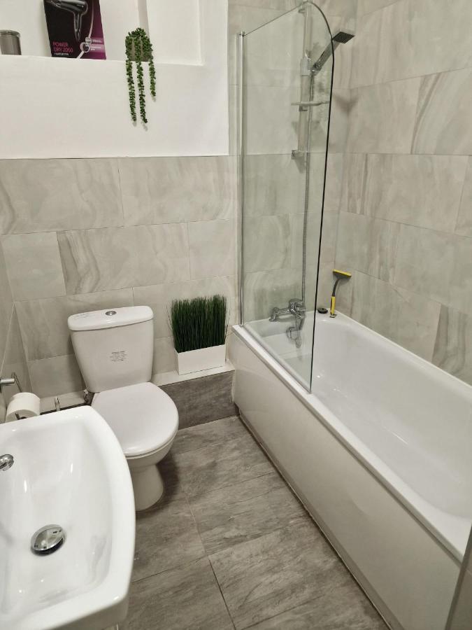 Spacious 4 Bedrooms Apartment For 10 Near Marble Arch London Exterior foto